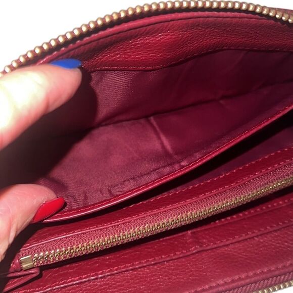 Tory Burch Thea Dark Cherry Leather Long Zip Around Continental Wallet EUC - Picture 7 of 15